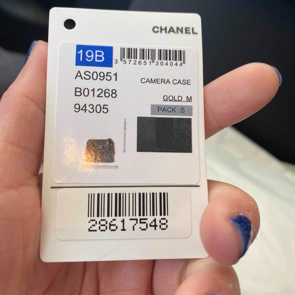*100% authentic* Chanel bag - Picture 6 of 7